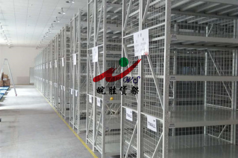 皖胜-XX时装贸易（上海）有限公司 挂衣杆货架 轻型货架 塑料托盘 登高车 置物架 工作台 无动力轨道
