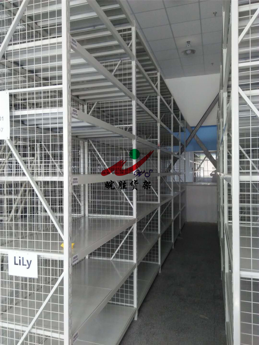 皖勝-XX時裝貿易（上海）有限公司 掛衣桿貨架 輕型貨架 塑料托盤 登高車 置物架 工作臺 無動力軌道